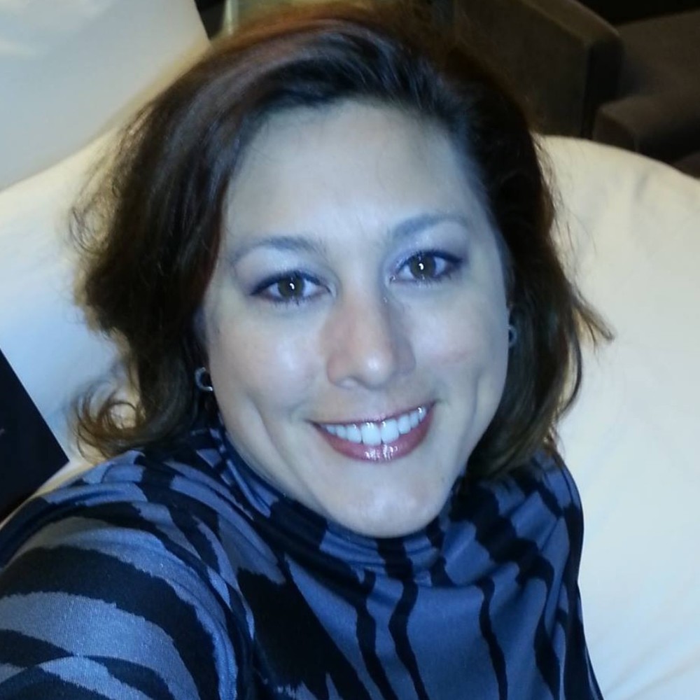 Meet your Posher, Angela